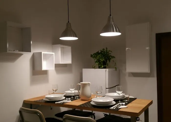 Fuori Portico Unita بولونيا