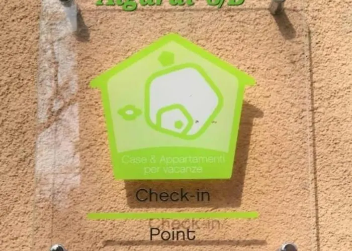 Fuori Portico Unita بولونيا