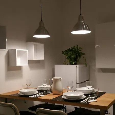 Fuori Portico Unita ボローニャ